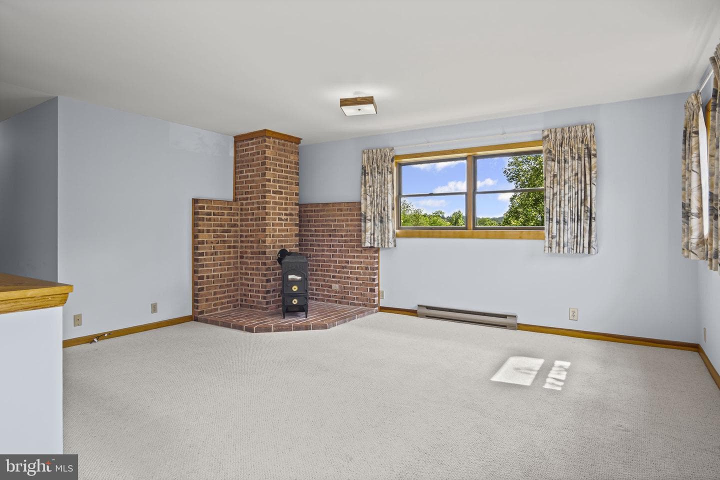 7366 Wertzville Road photo 29