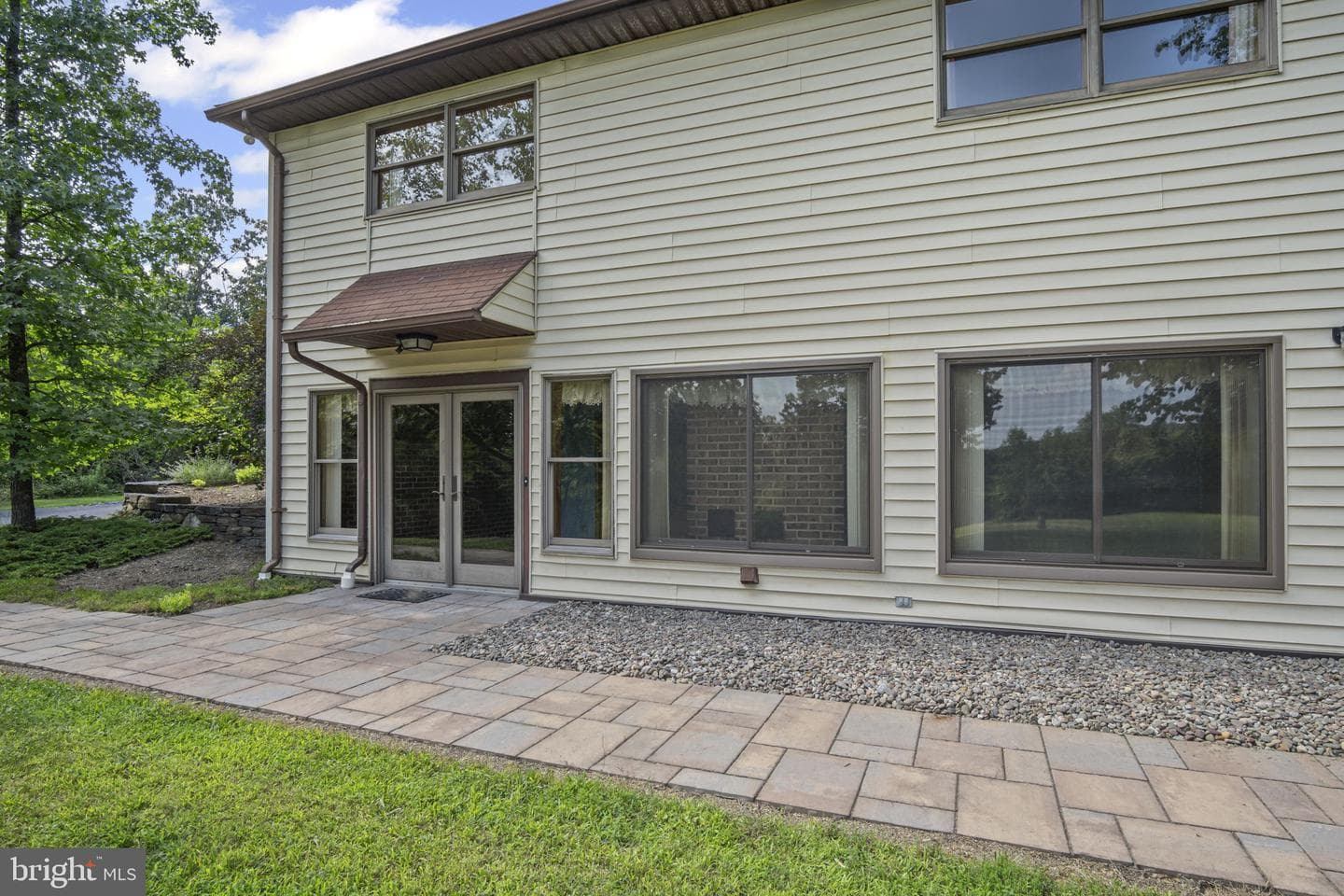7366 Wertzville Road photo 4