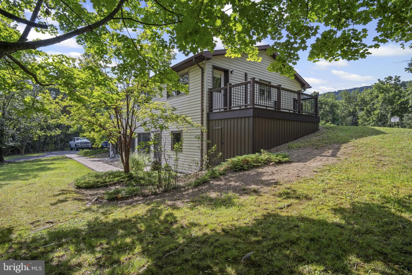 7366 Wertzville Road photo 5