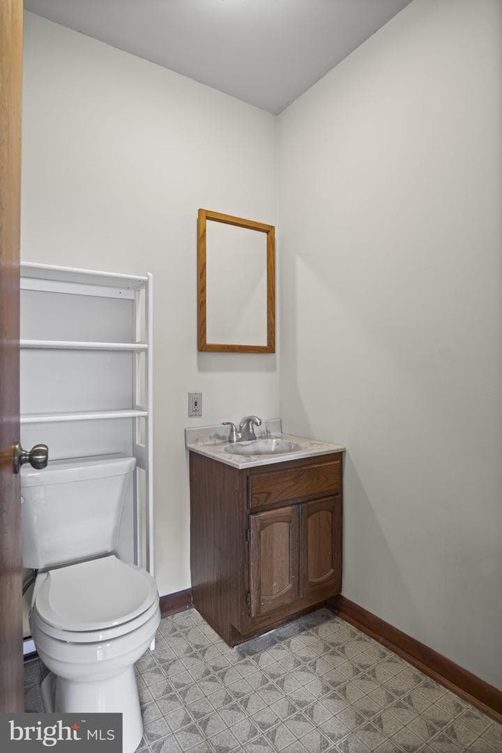 7366 Wertzville Road photo 51