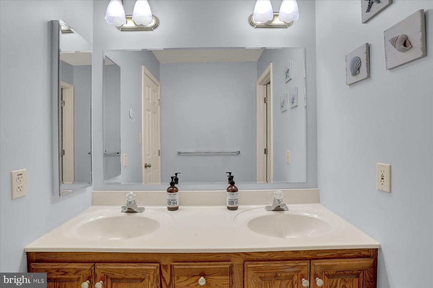 3 Keefer Way photo 22