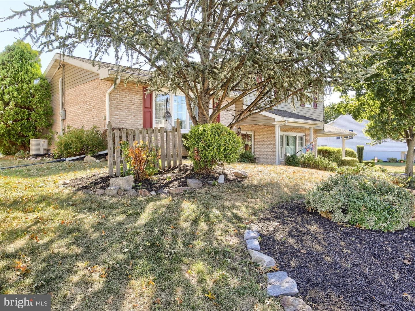 102 Mountain View Drive photo 2