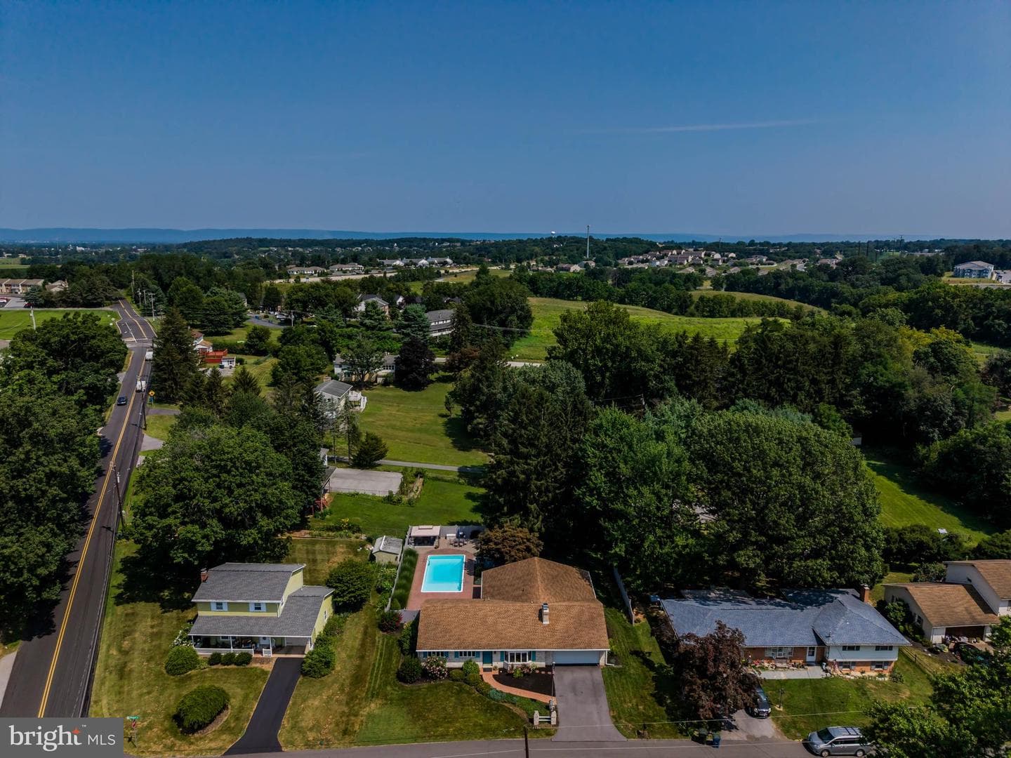 611 Wingert Drive photo 13