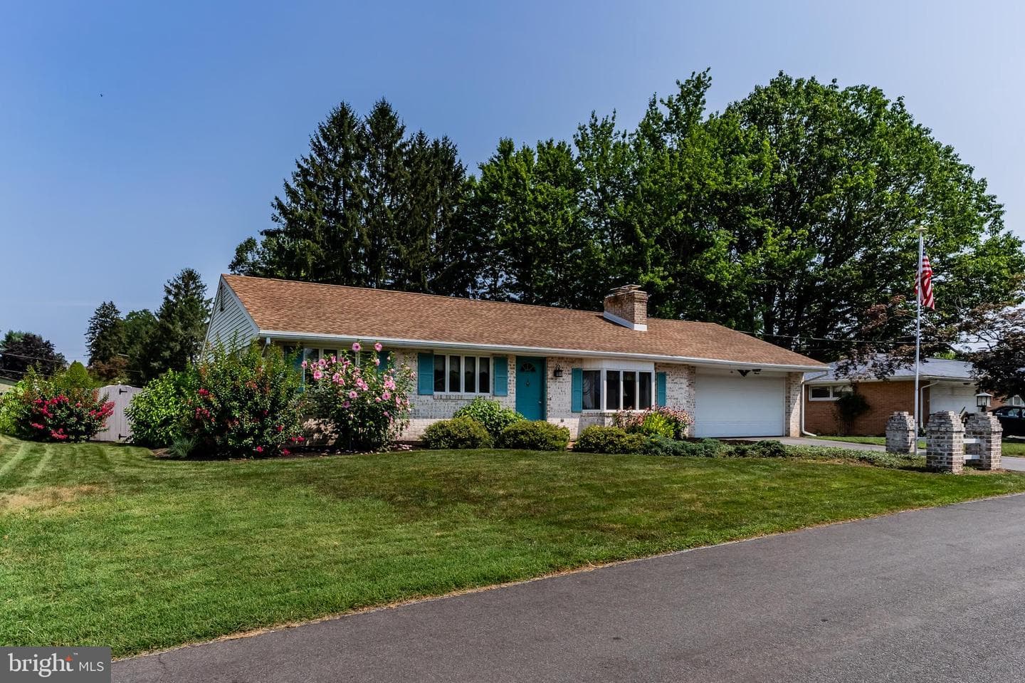 611 Wingert Drive photo 3