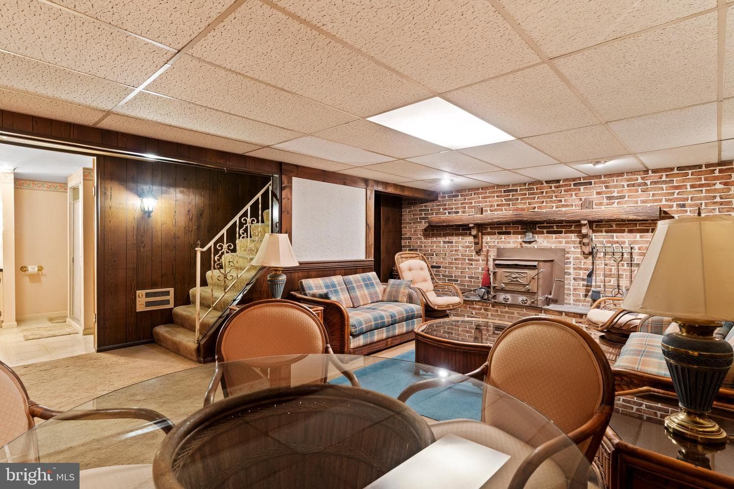 611 Wingert Drive photo 36