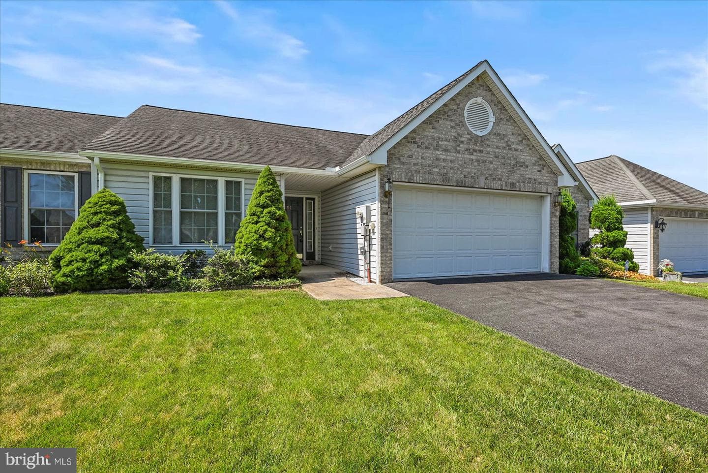 51 Burwick Drive photo 2