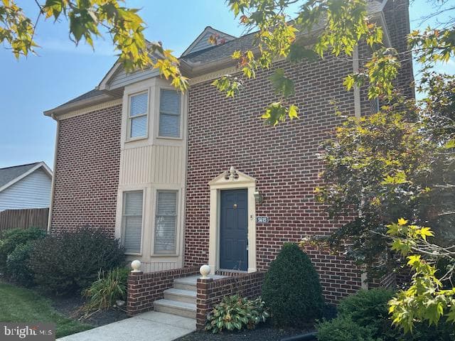 5615 Moreland Court photo 2