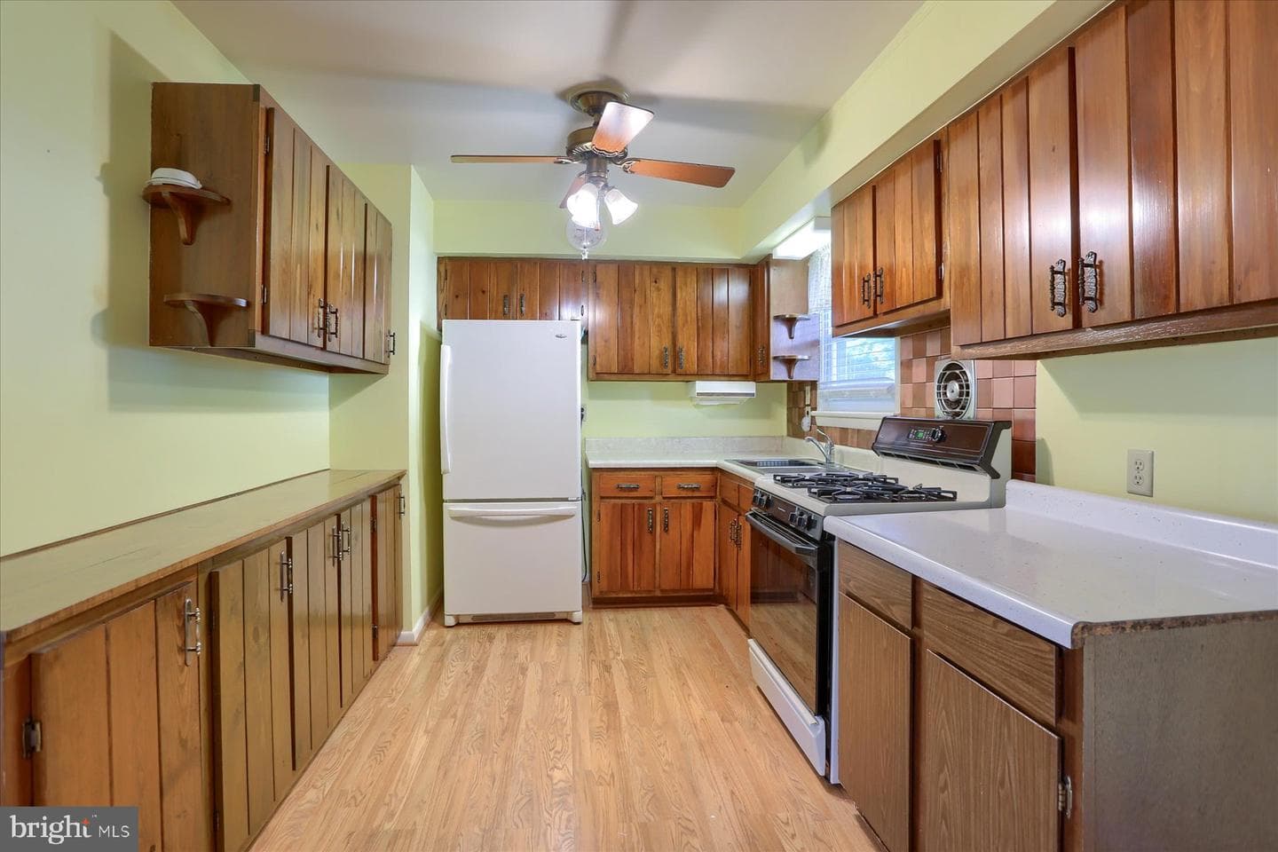 830 Erford Road photo 10