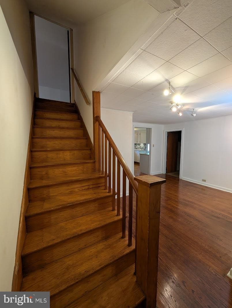 1122 Laurel Avenue photo 18