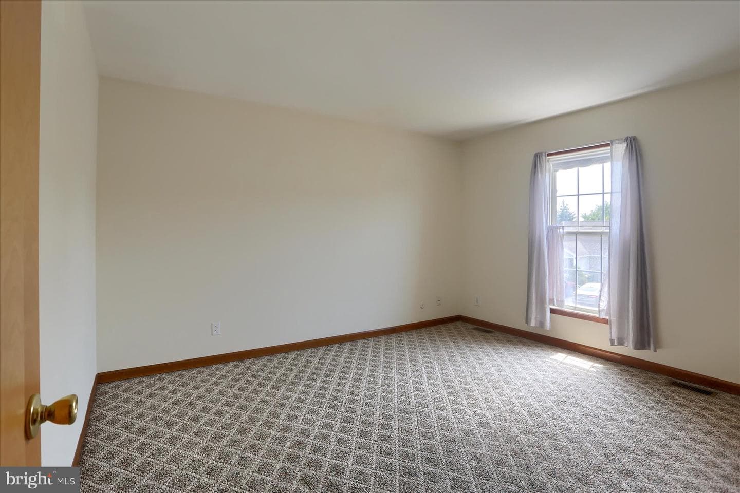 71 Southmont Drive photo 11