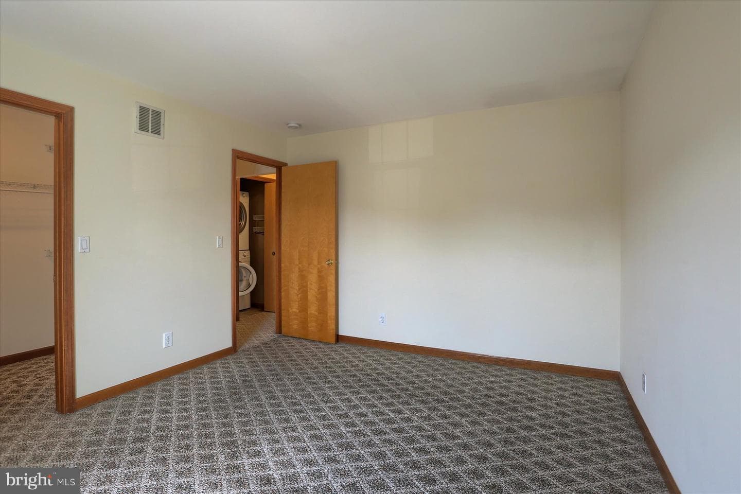 71 Southmont Drive photo 12