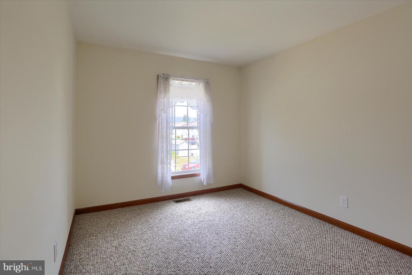 71 Southmont Drive photo 16