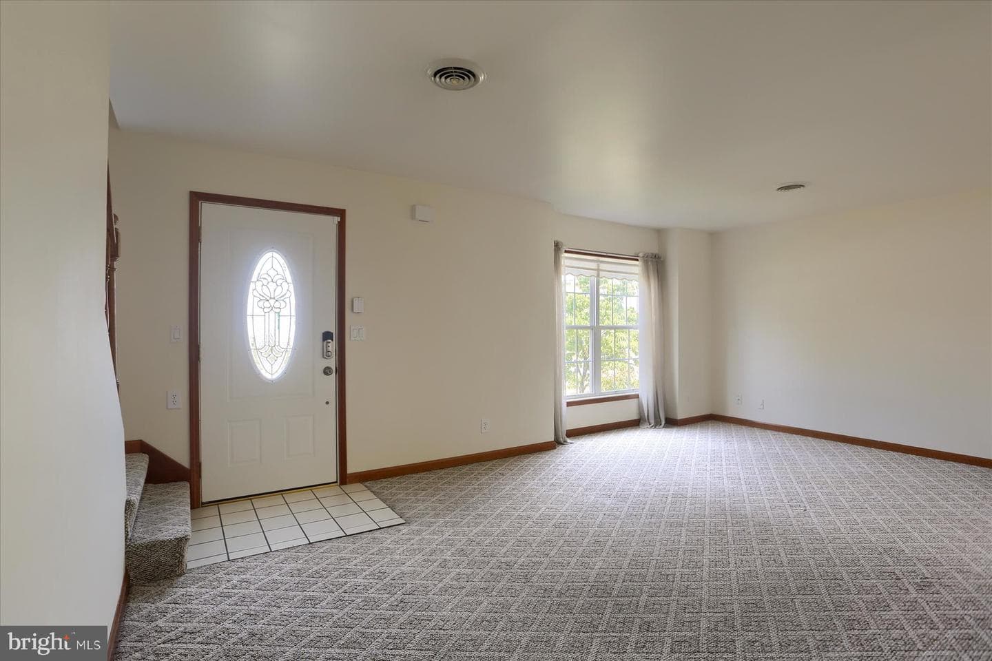 71 Southmont Drive photo 4