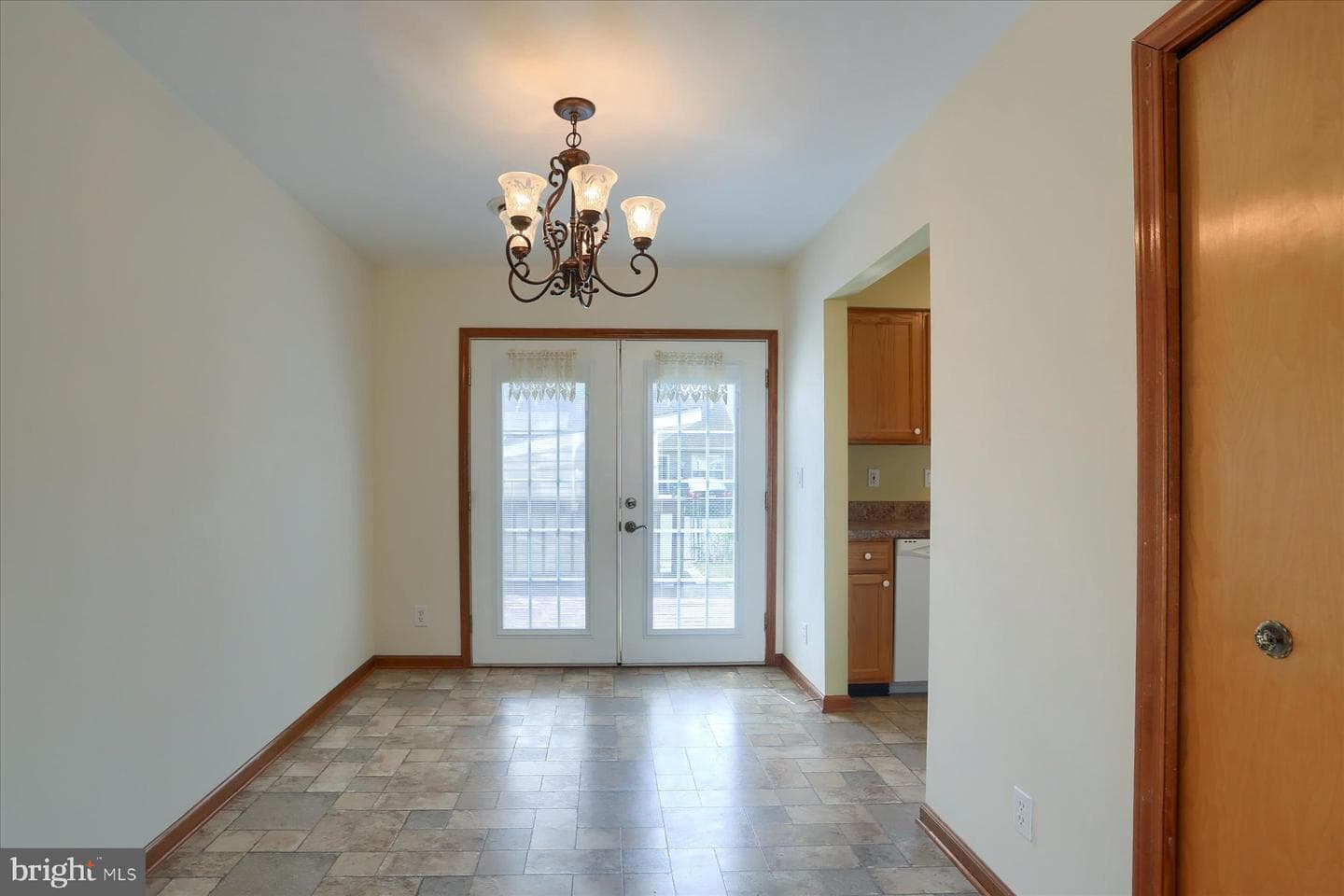 71 Southmont Drive photo 5