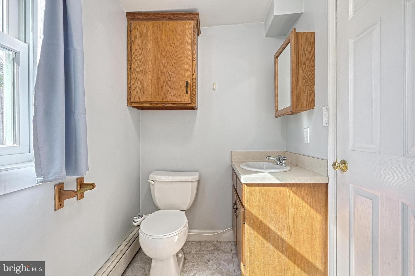 4 E Lisburn Road photo 25