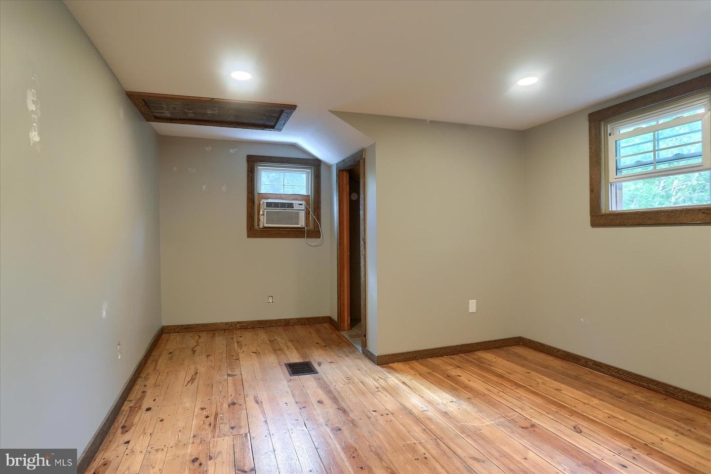 1712 Sheepford Road photo 17