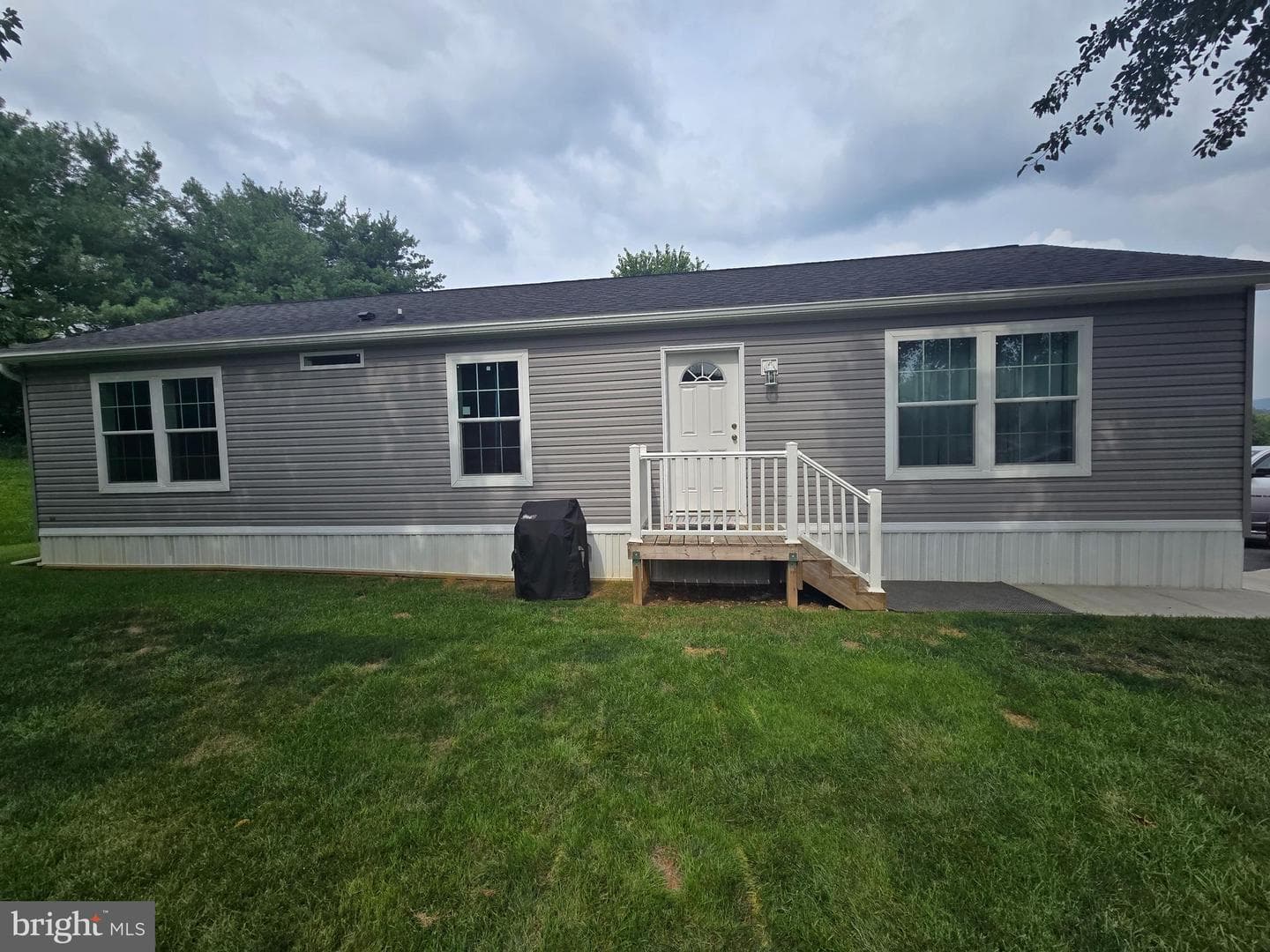 38 Rustic Drive photo 2