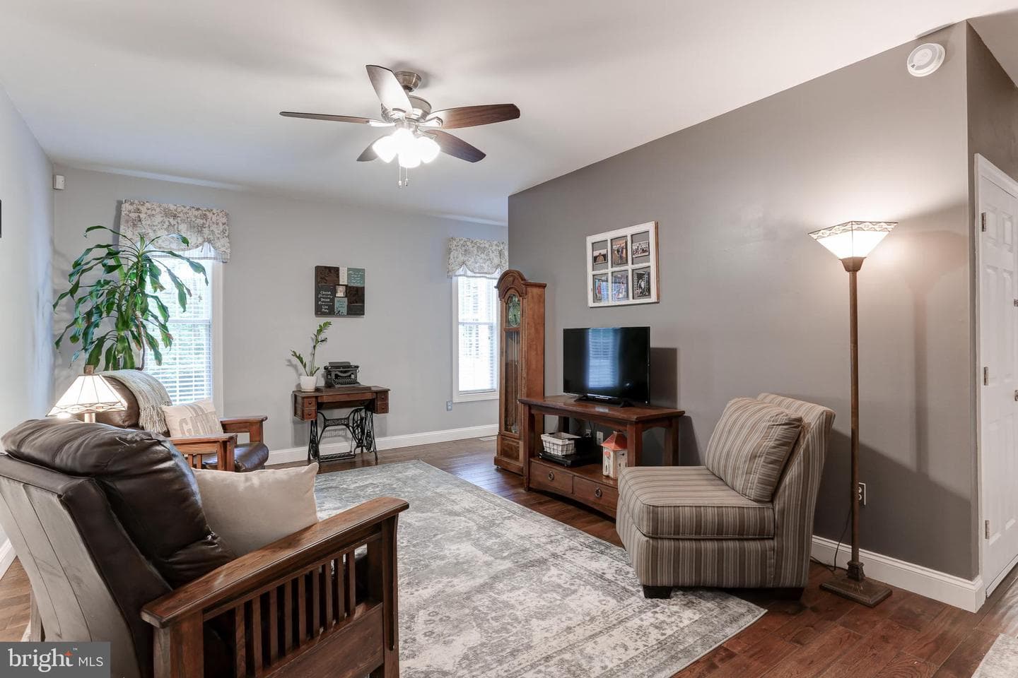 67 Ashton Street photo 34