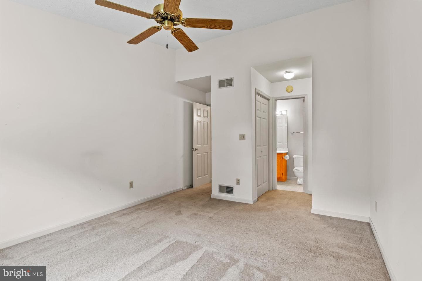 7 Pheasant Street photo 27