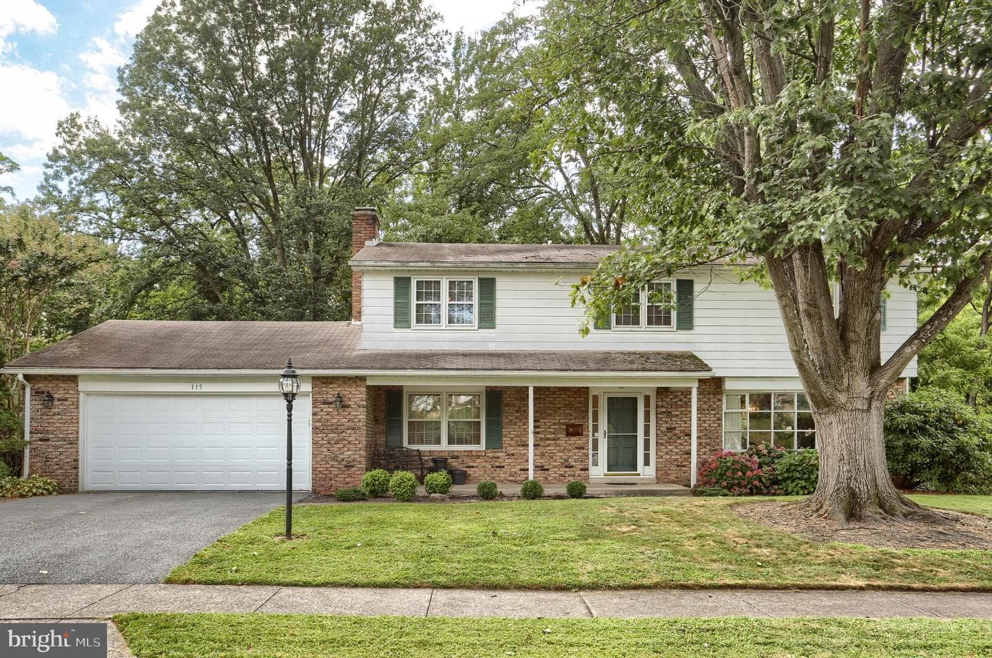 115 Parkview Road photo 1