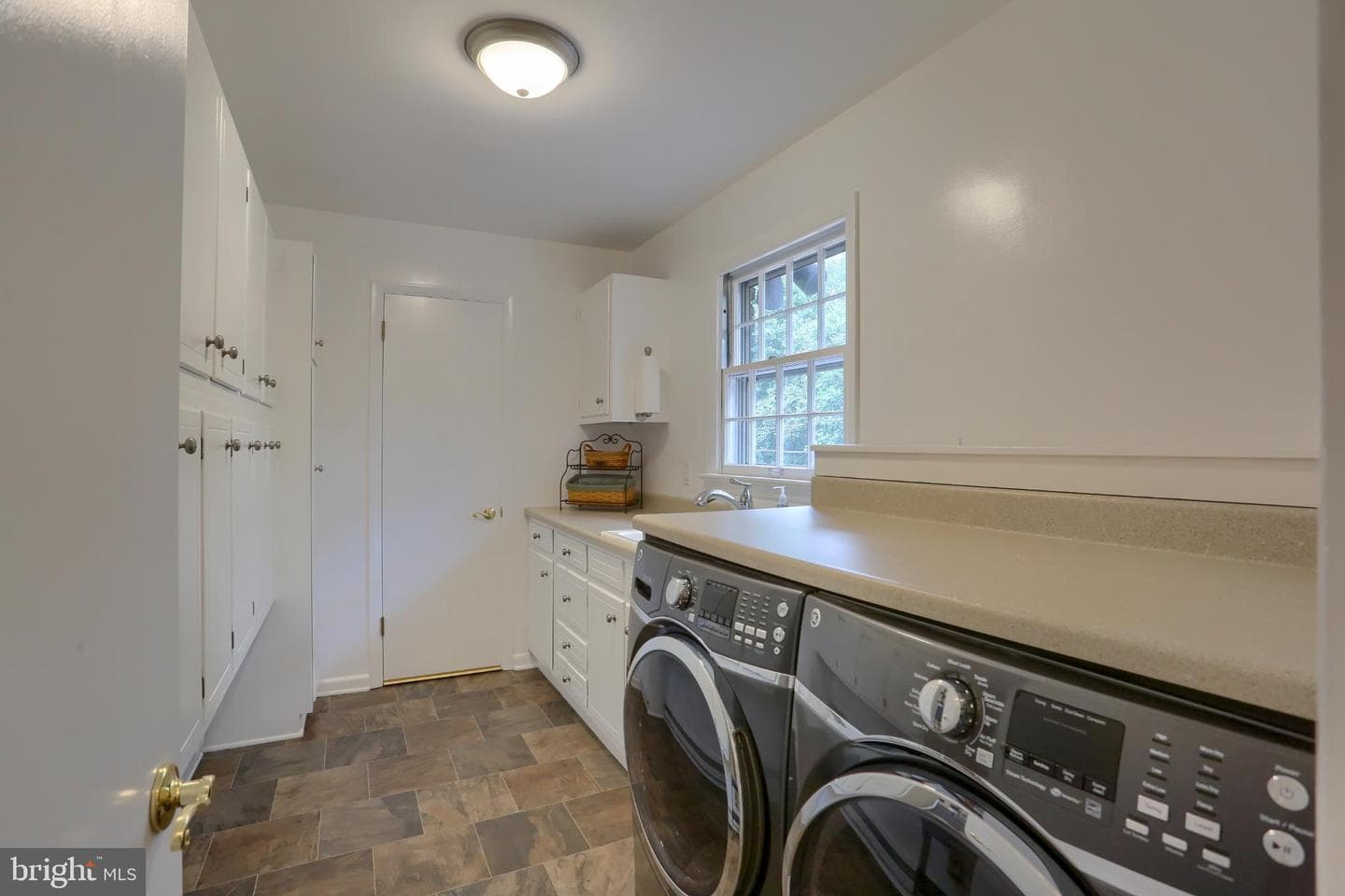 115 Parkview Road photo 21
