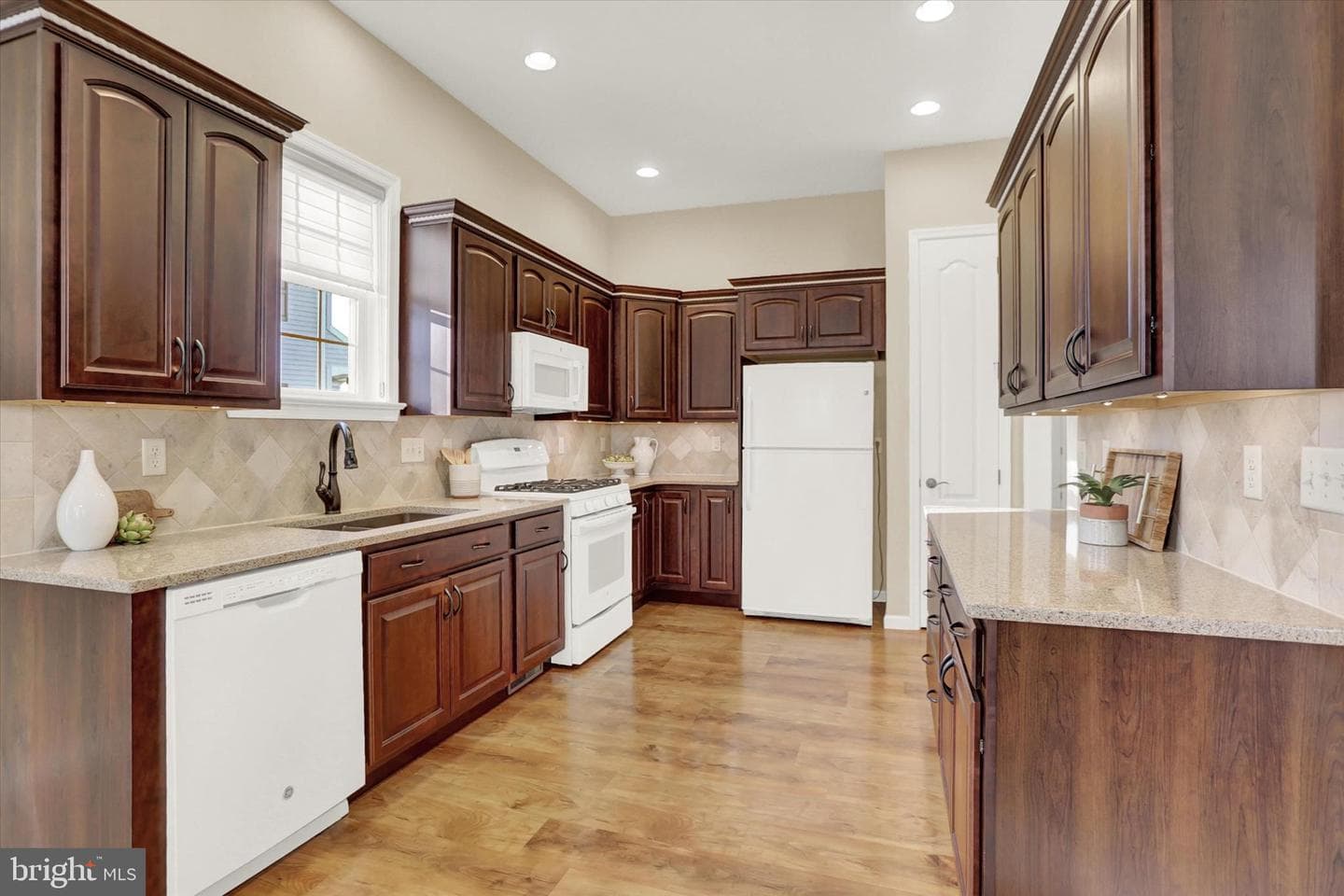 226 Carmella Drive photo 11