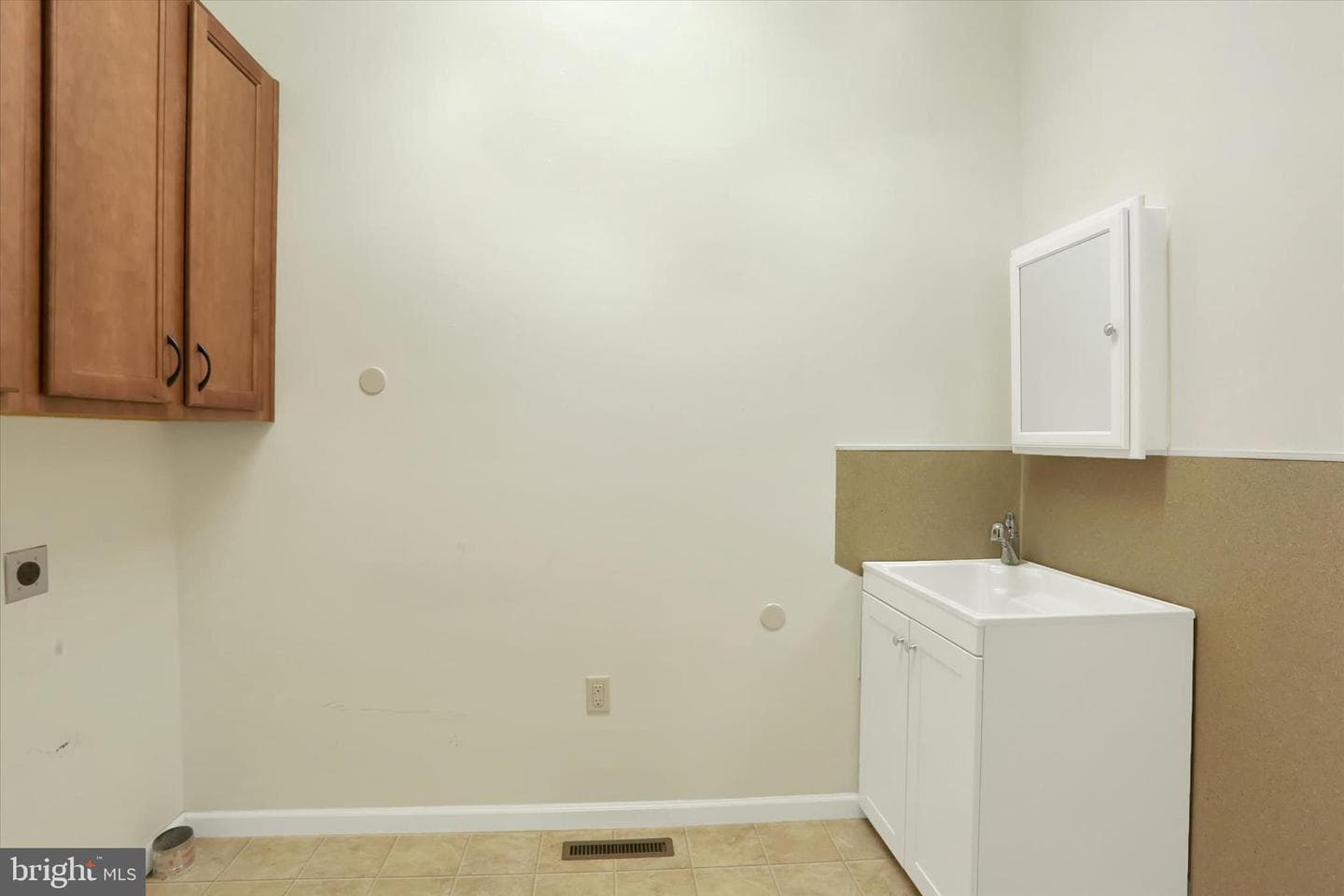 226 Carmella Drive photo 37