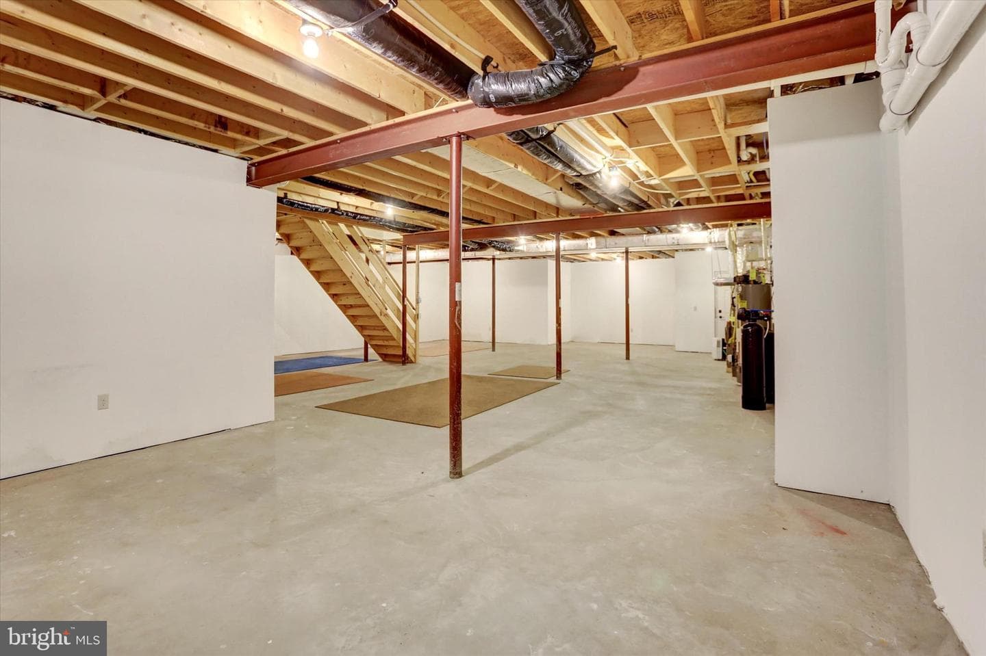 226 Carmella Drive photo 47