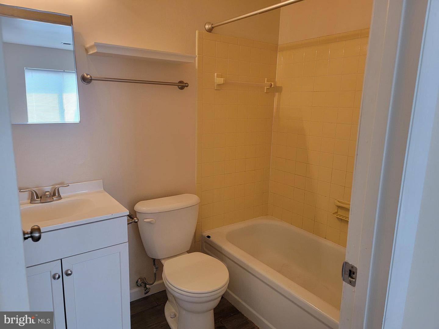 810 Charlotte Way #303 photo 11