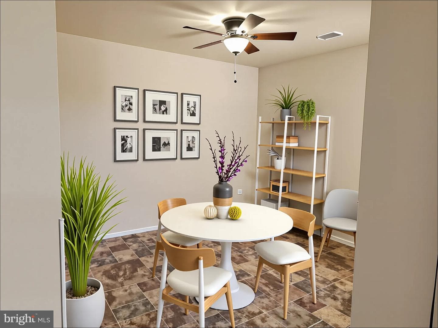 810 Charlotte Way #303 photo 2