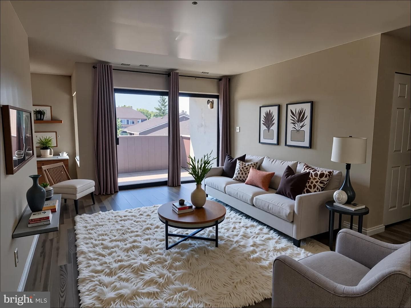 810 Charlotte Way #303 photo 4