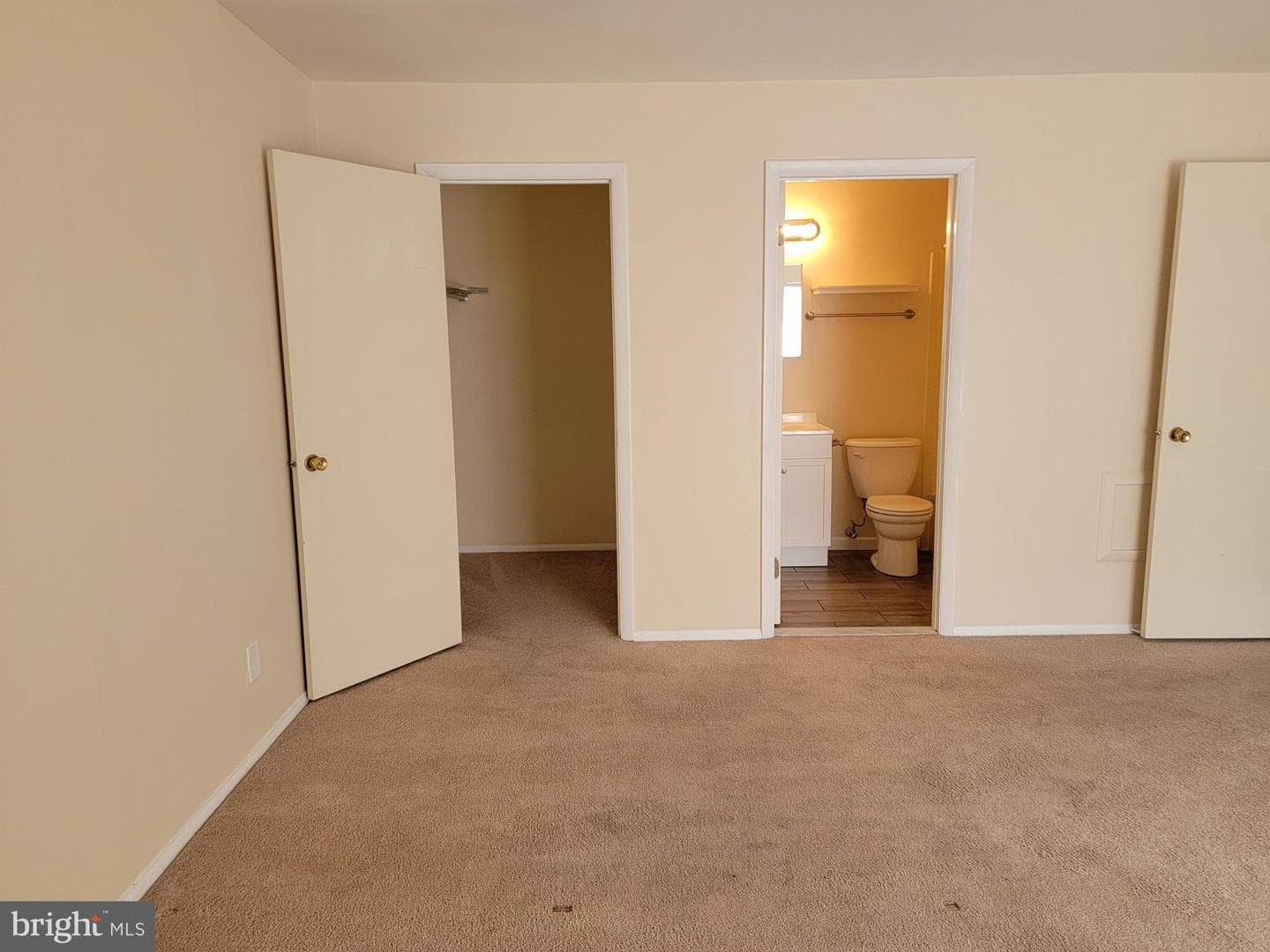 810 Charlotte Way #303 photo 8