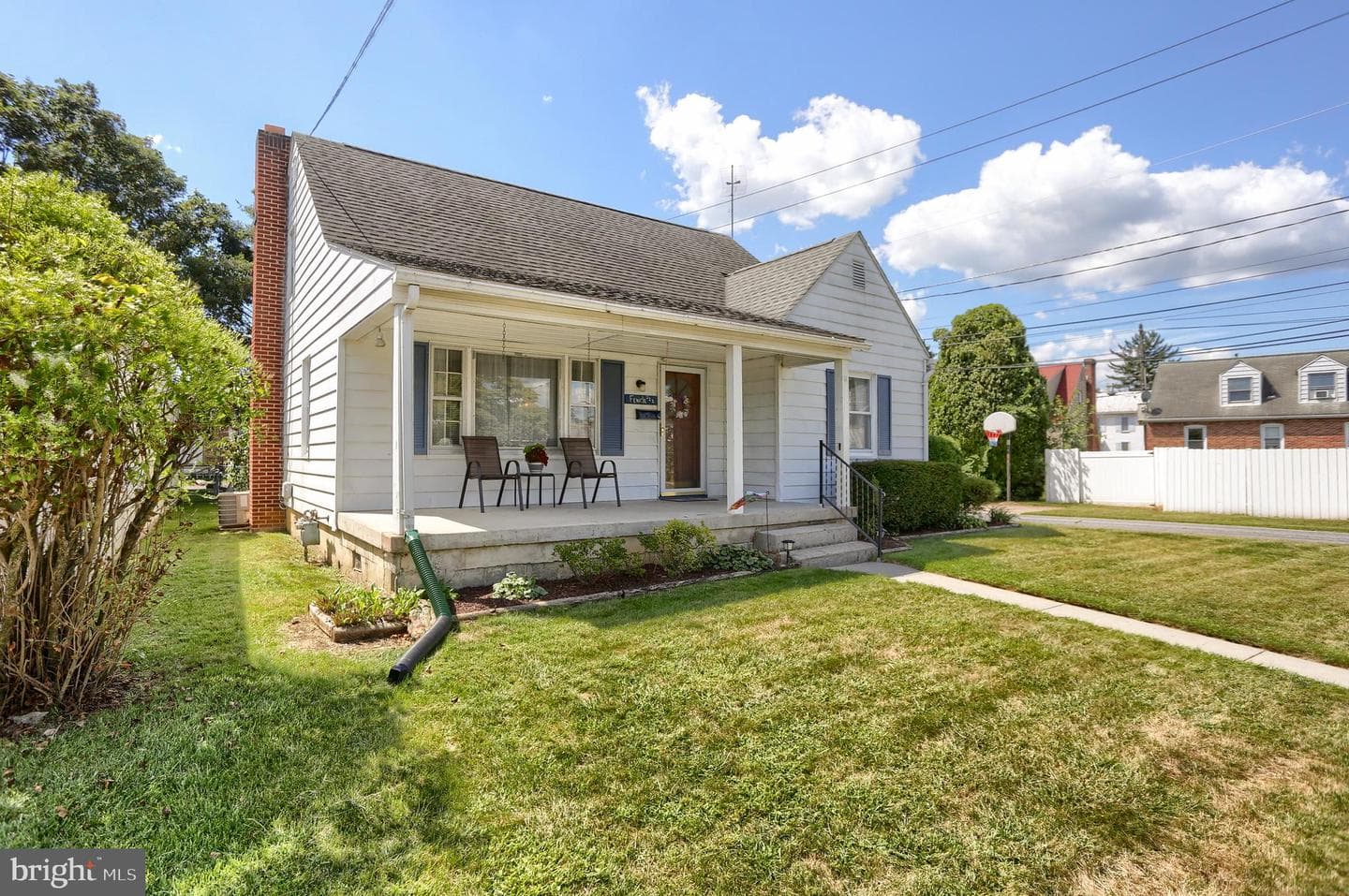 222 McKnight Street photo 2