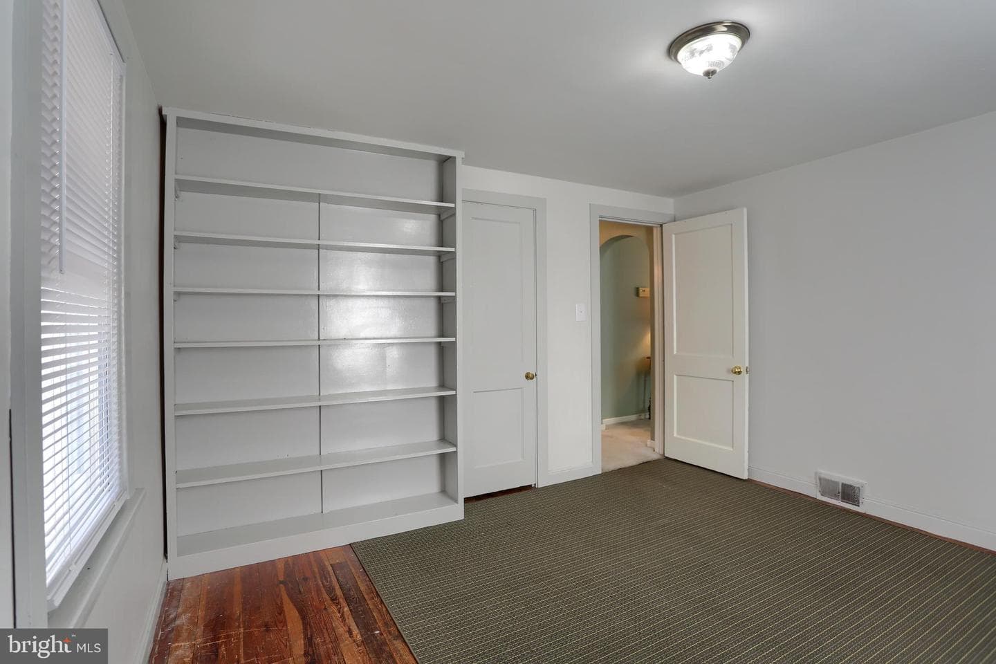 222 McKnight Street photo 29