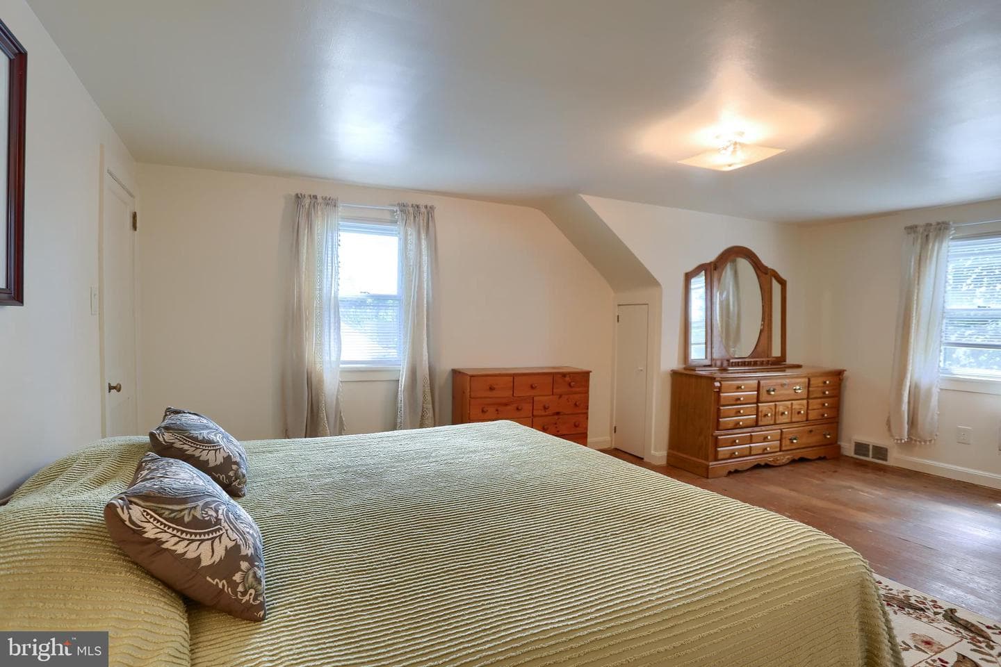 222 McKnight Street photo 31