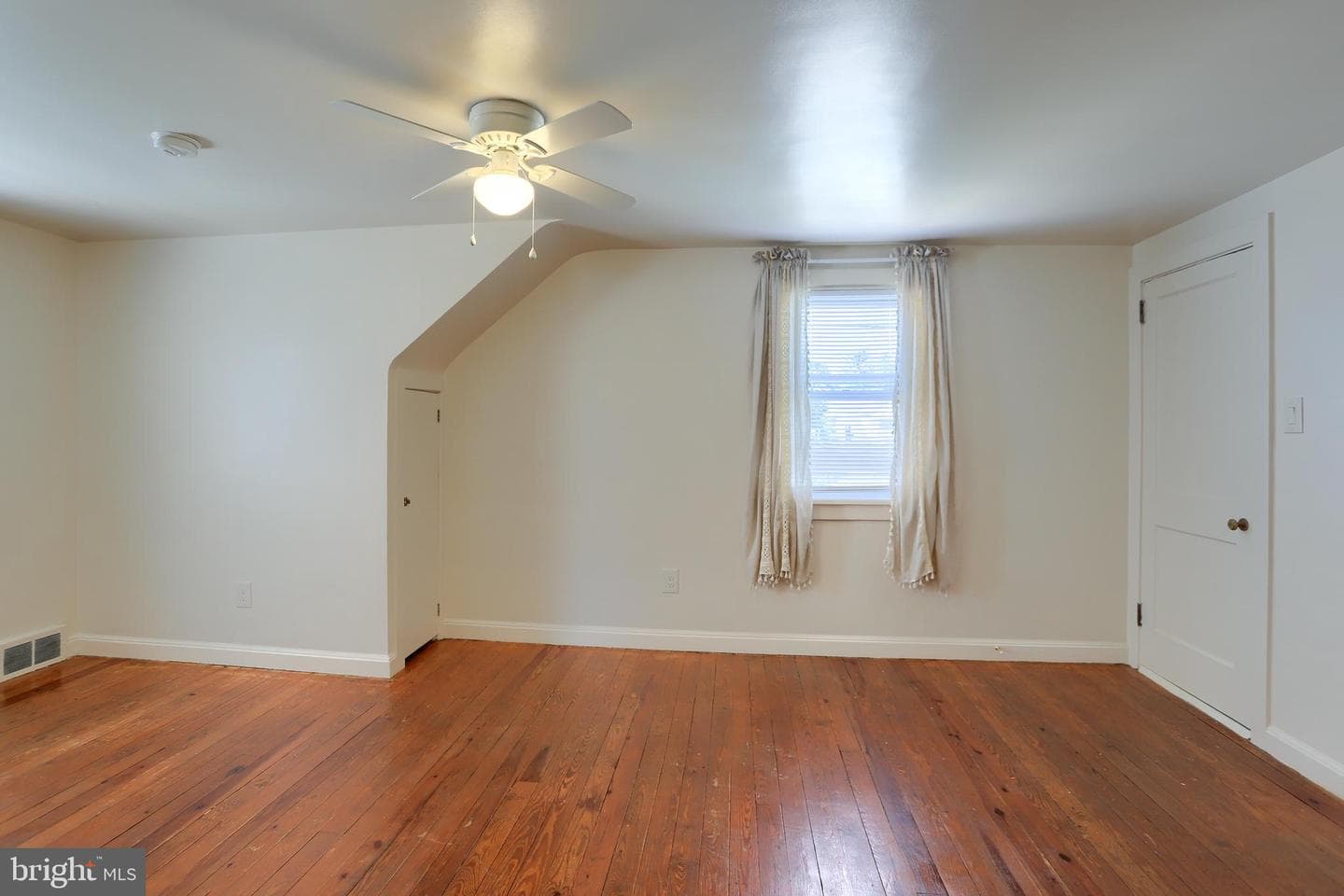 222 McKnight Street photo 33