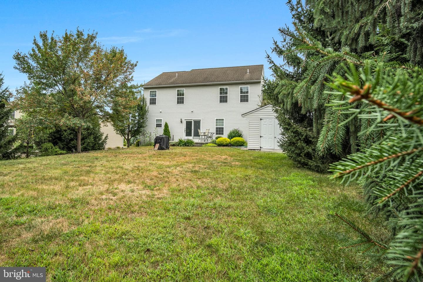 215 West View photo 7