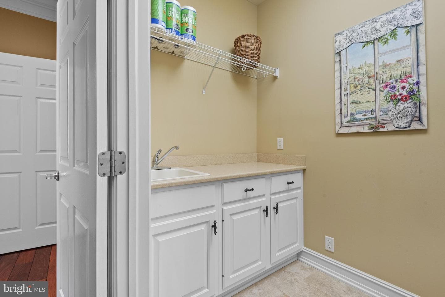 555 Bridgeview Drive photo 36