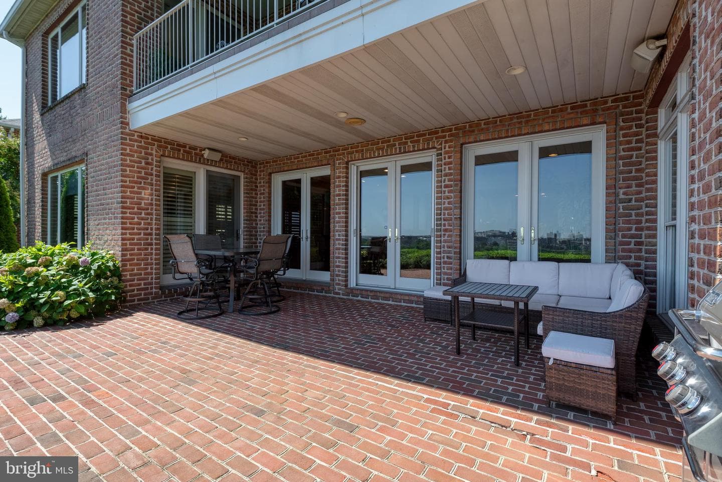 555 Bridgeview Drive photo 45