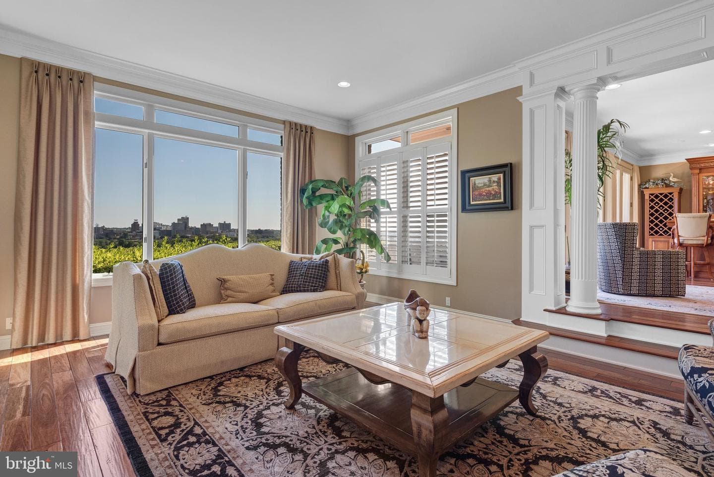 555 Bridgeview Drive photo 8