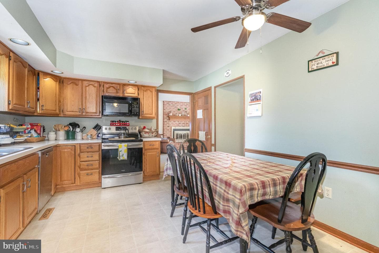 3507 Raintree Lane photo 9