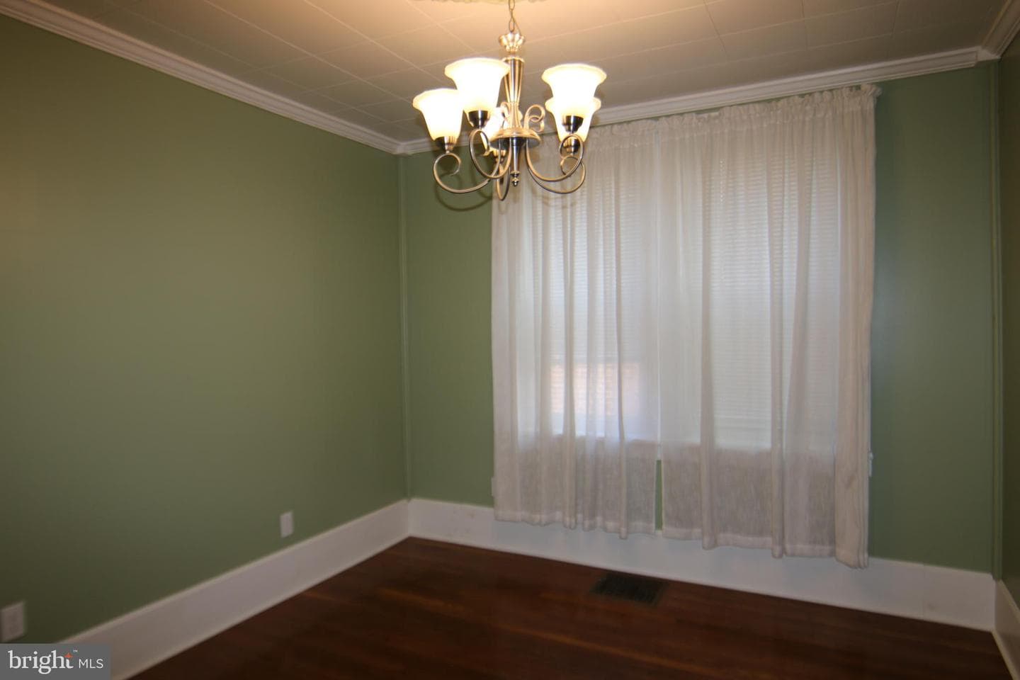 137 15th Street photo 18
