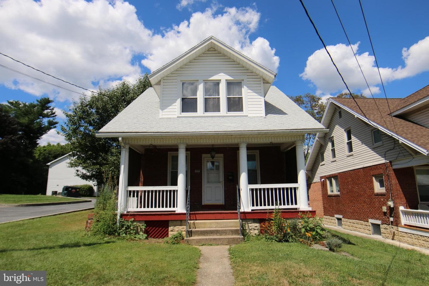 137 15th Street photo 2