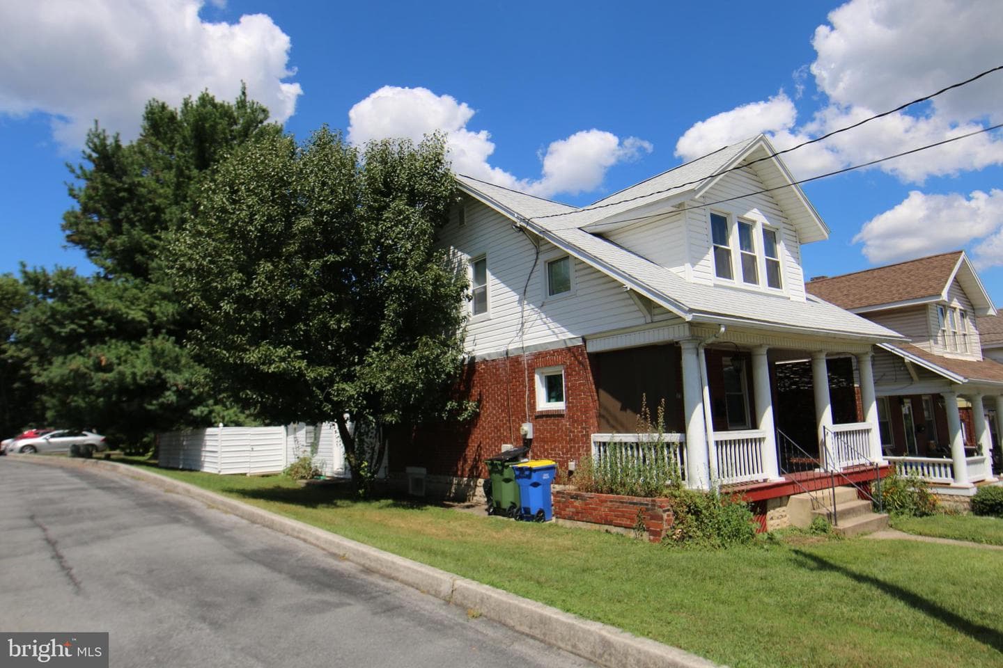 137 15th Street photo 3