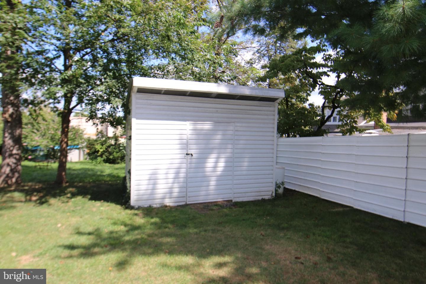 137 15th Street photo 42