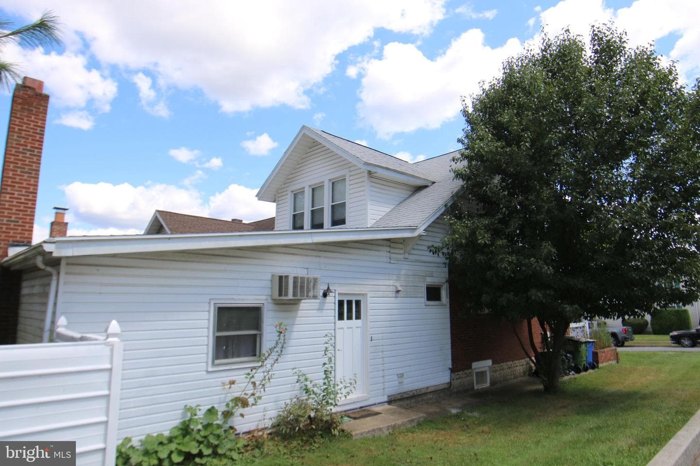 137 15th Street photo 47