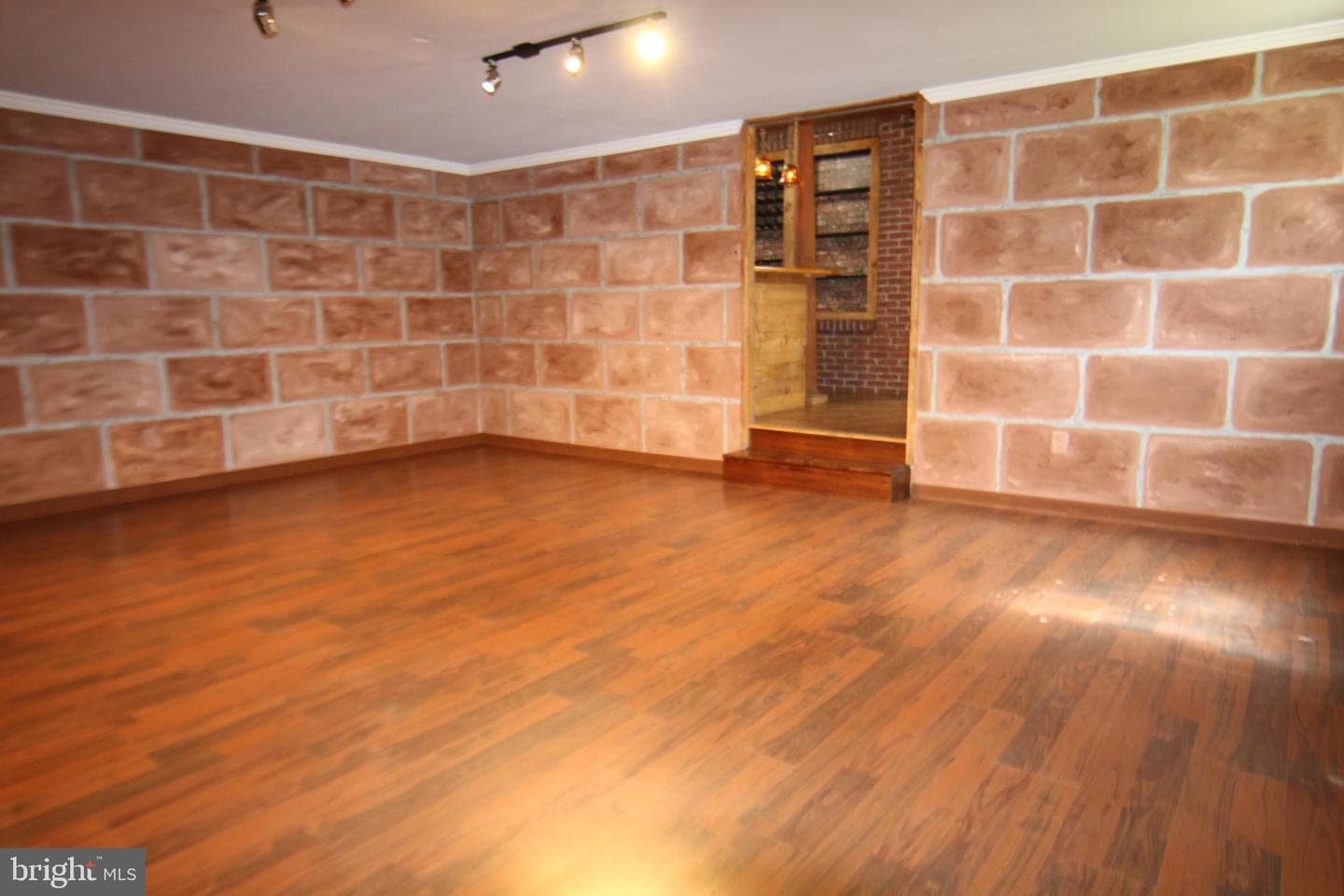137 15th Street photo 6