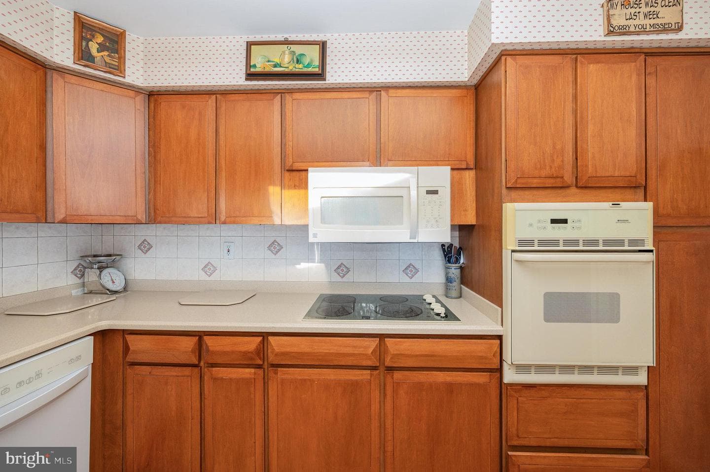 1711 Cedar Cliff Drive photo 11
