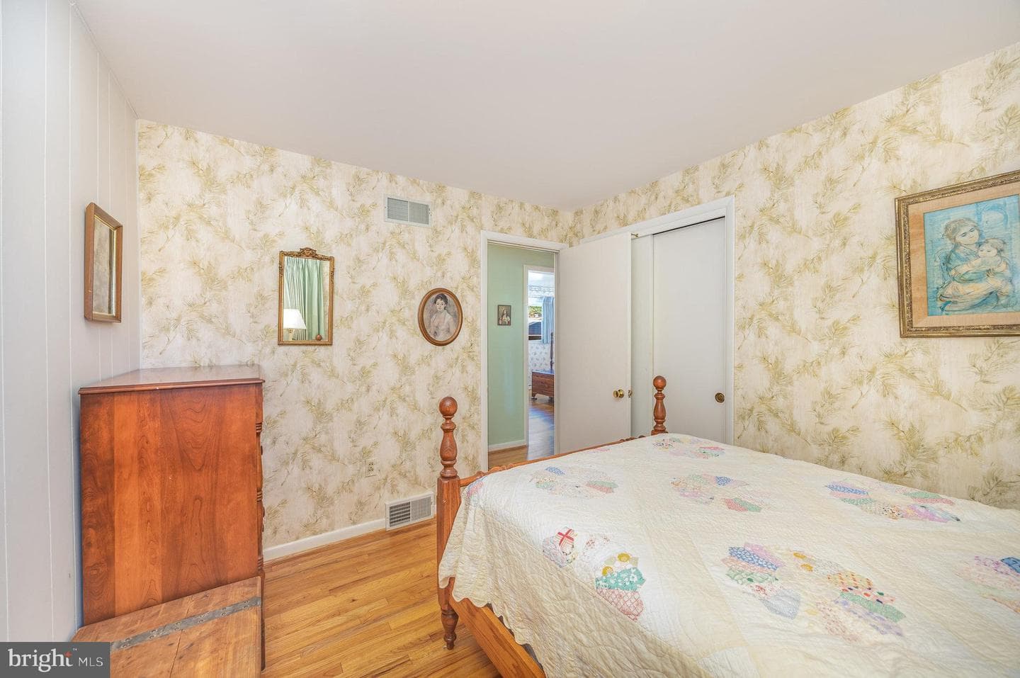 1711 Cedar Cliff Drive photo 19