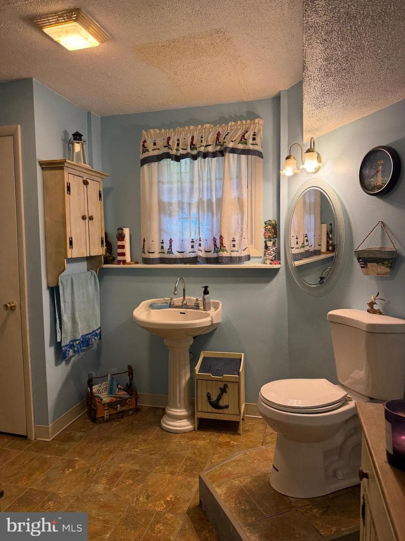 711 W Pine Street photo 39